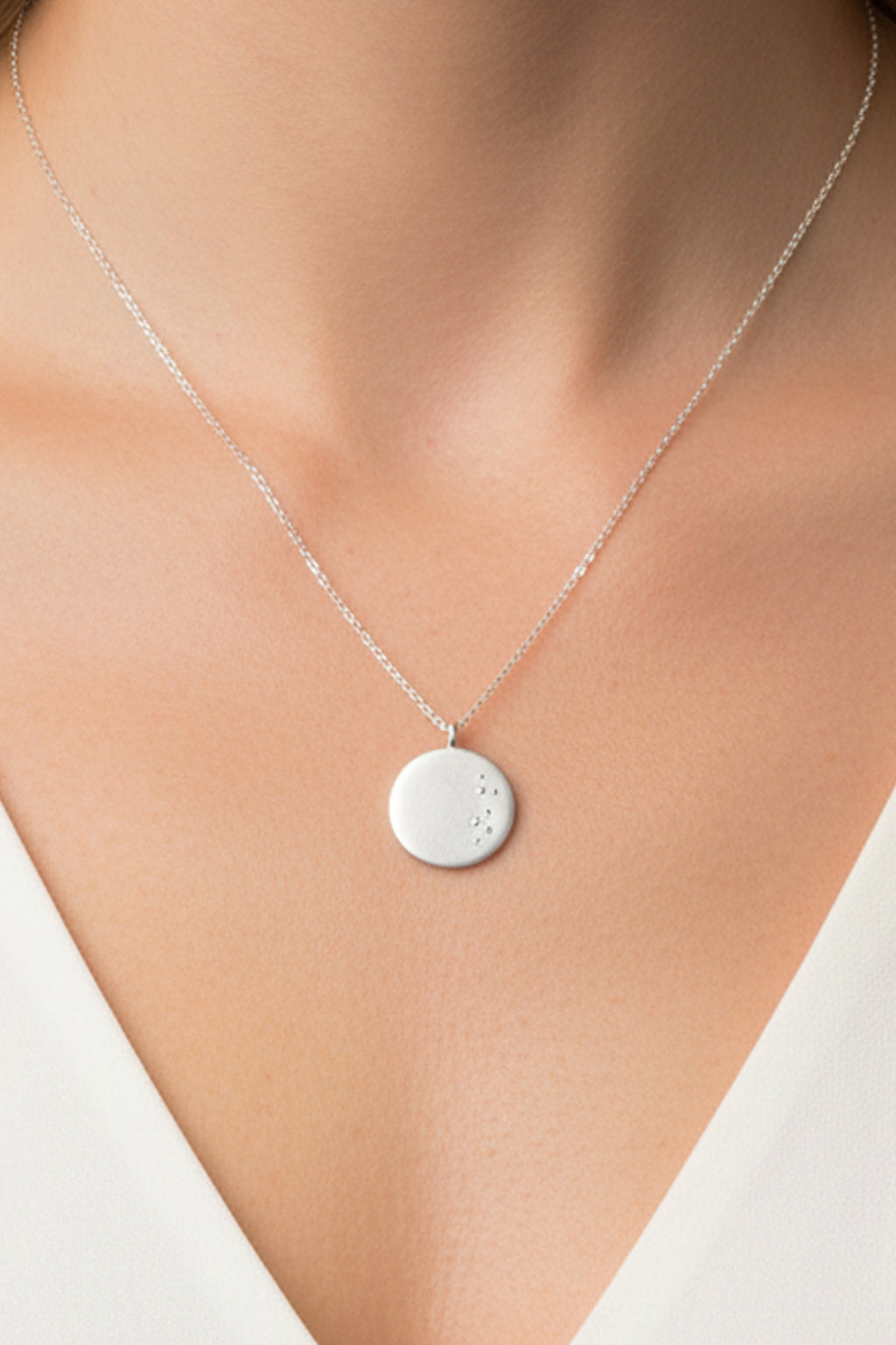 9ct Gold Large Round Diamond Set Pebble Pendant