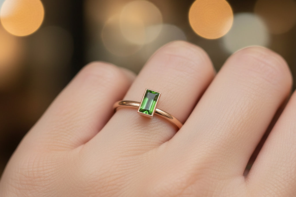 9ct Green Chrome Diopside Stacking Ring
