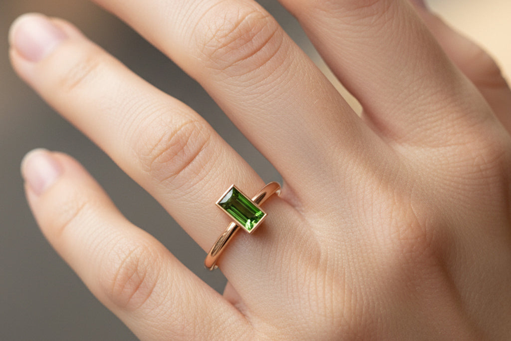 9ct Green Chrome Diopside Stacking Ring